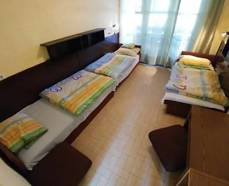Beach Club Panzio & Camping Отель типа 