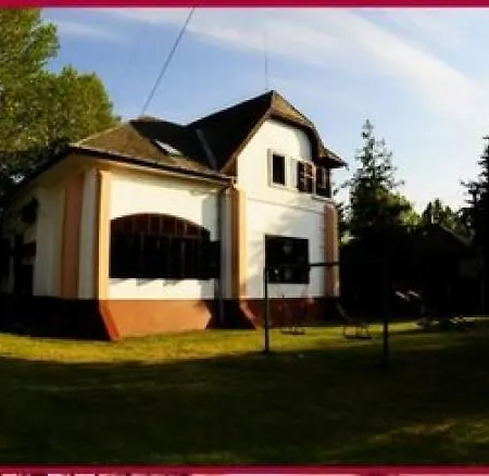 Beach Club Panzio & Camping Отель типа 
